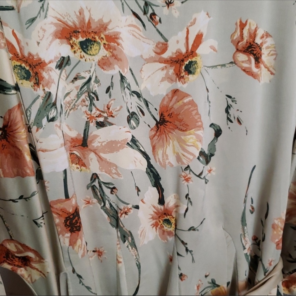 Floral Flowy Vici Mini Dress - Medium - Picture 5 of 7